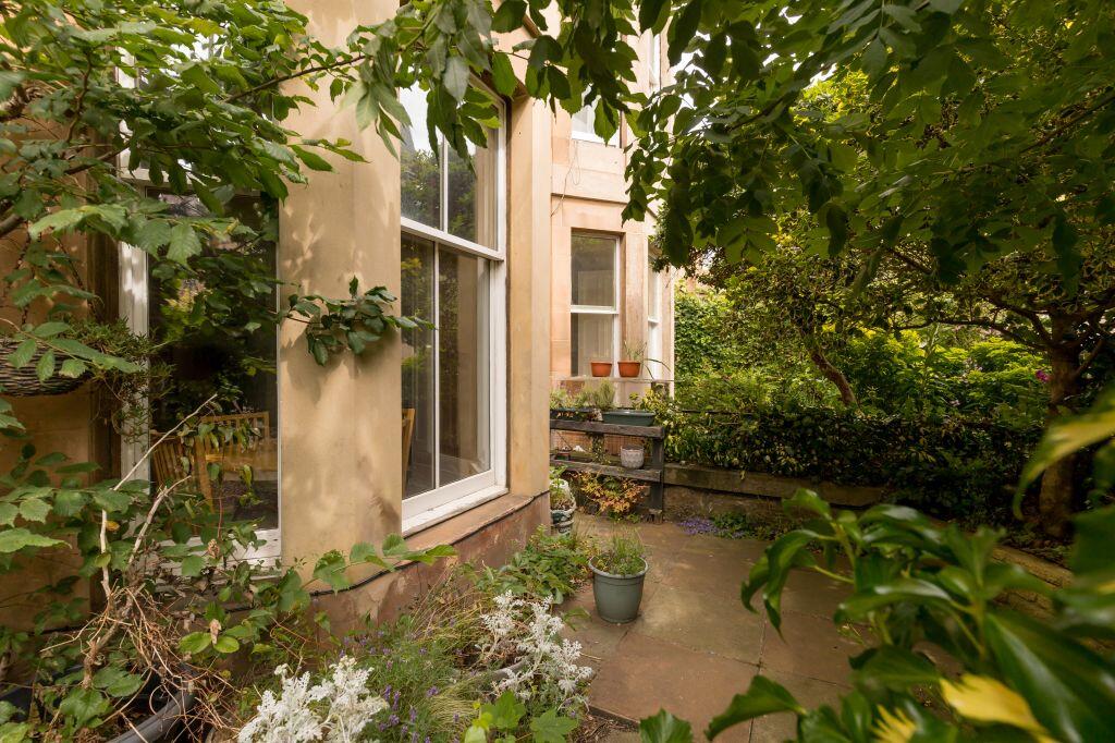 Main image of property: 1 GFR, Sciennes Road, Marchmont, Edinburgh, EH9 1LE