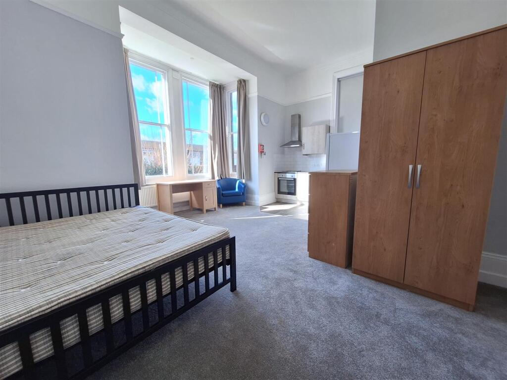 Main image of property: Upper Redlands Road, Reading