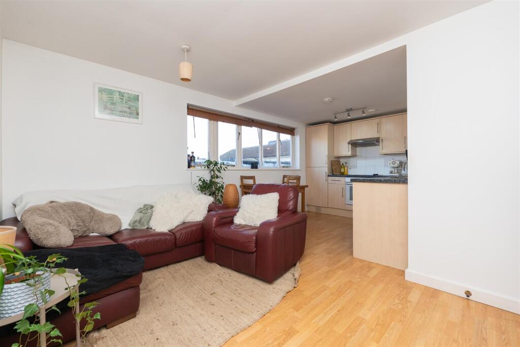 Main image of property: Waterloo Road, Bristol