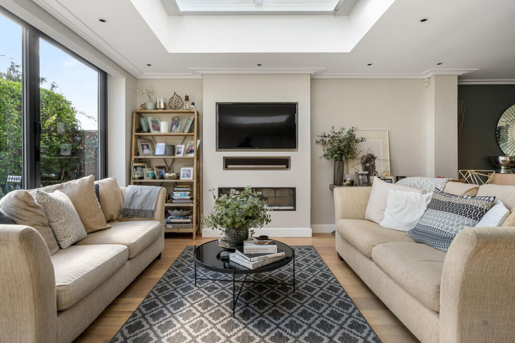 House in Tandridge, Lingfield - View 5