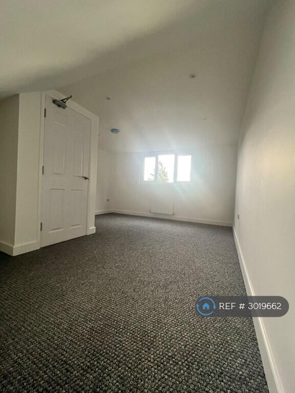 Apartment in Coventry, Rowley Green - More