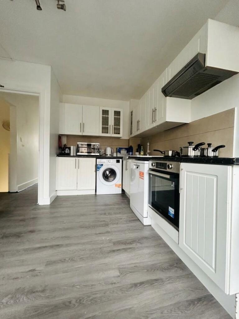 Apartment in London, Bromley-by-Bow, Poplar - View 4