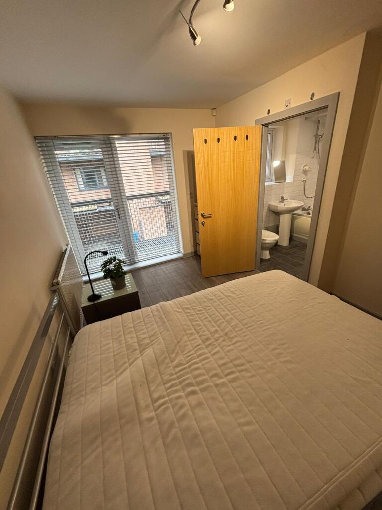 3 bedroom town house for rent