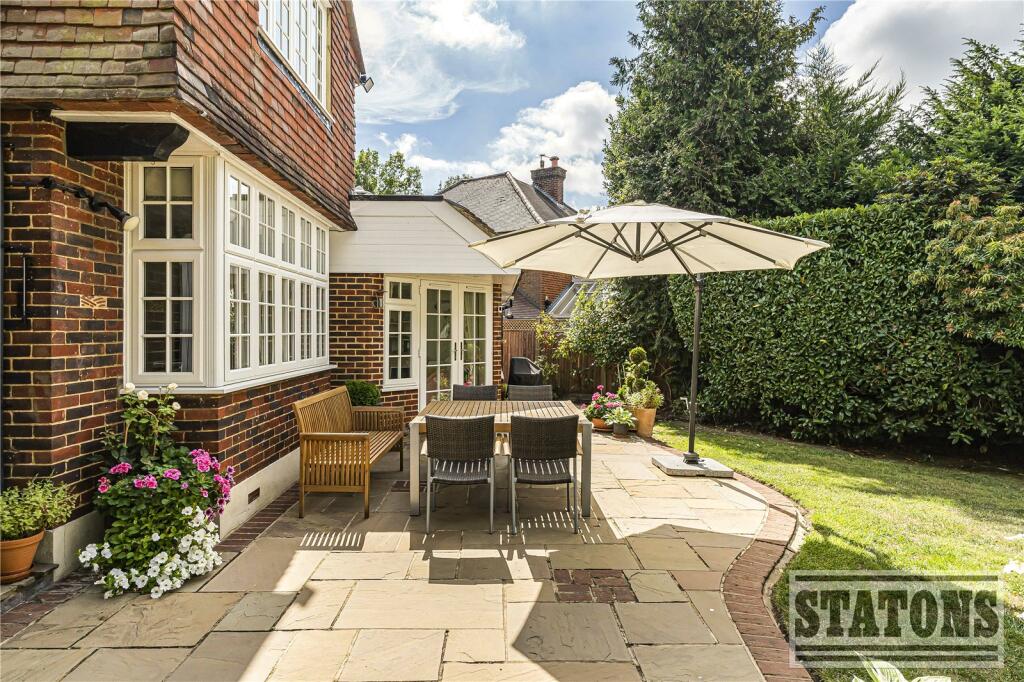 Additional image 21 of Upland Drive, Brookmans Park, Hatfield, Hertfordshire, AL9