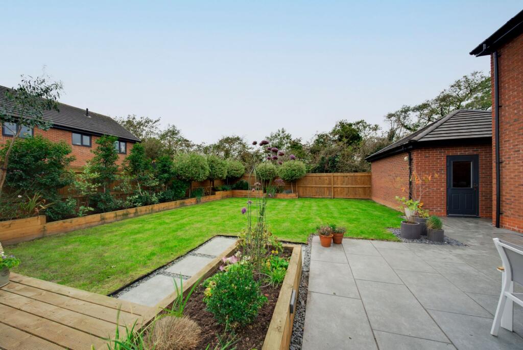 Daisy Place, West Heath, Congleton photo 3