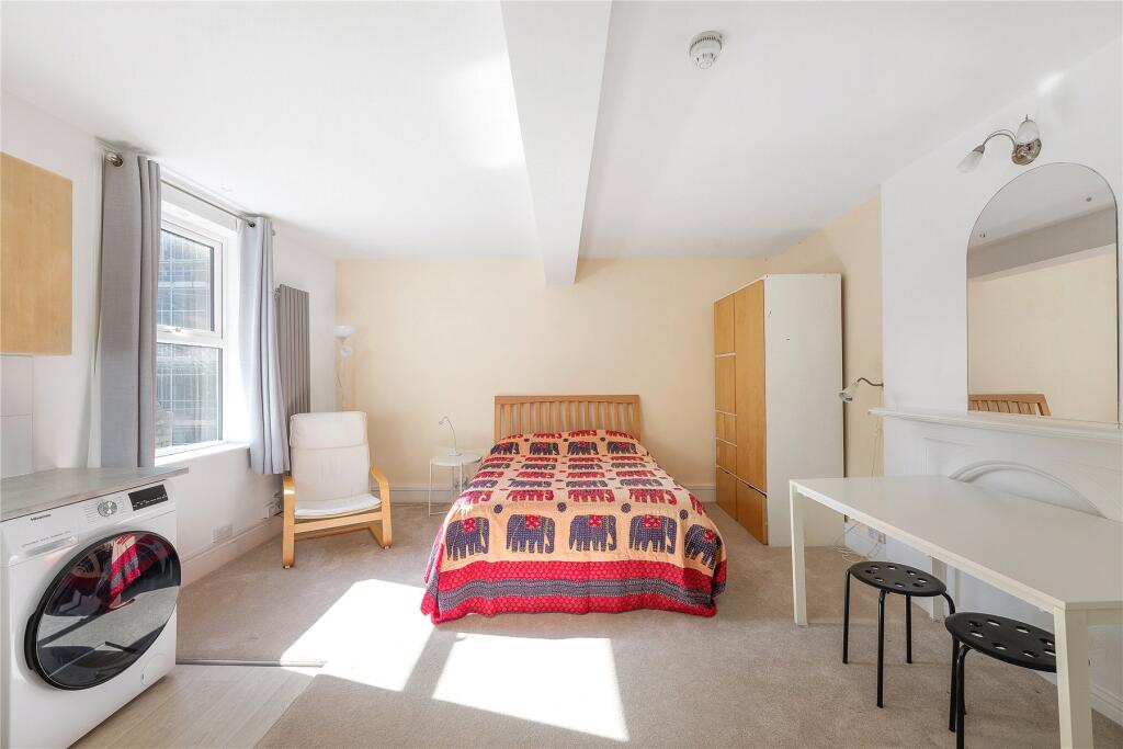 Main image of property: St. Georges Square, Pimlico, London, SW1V