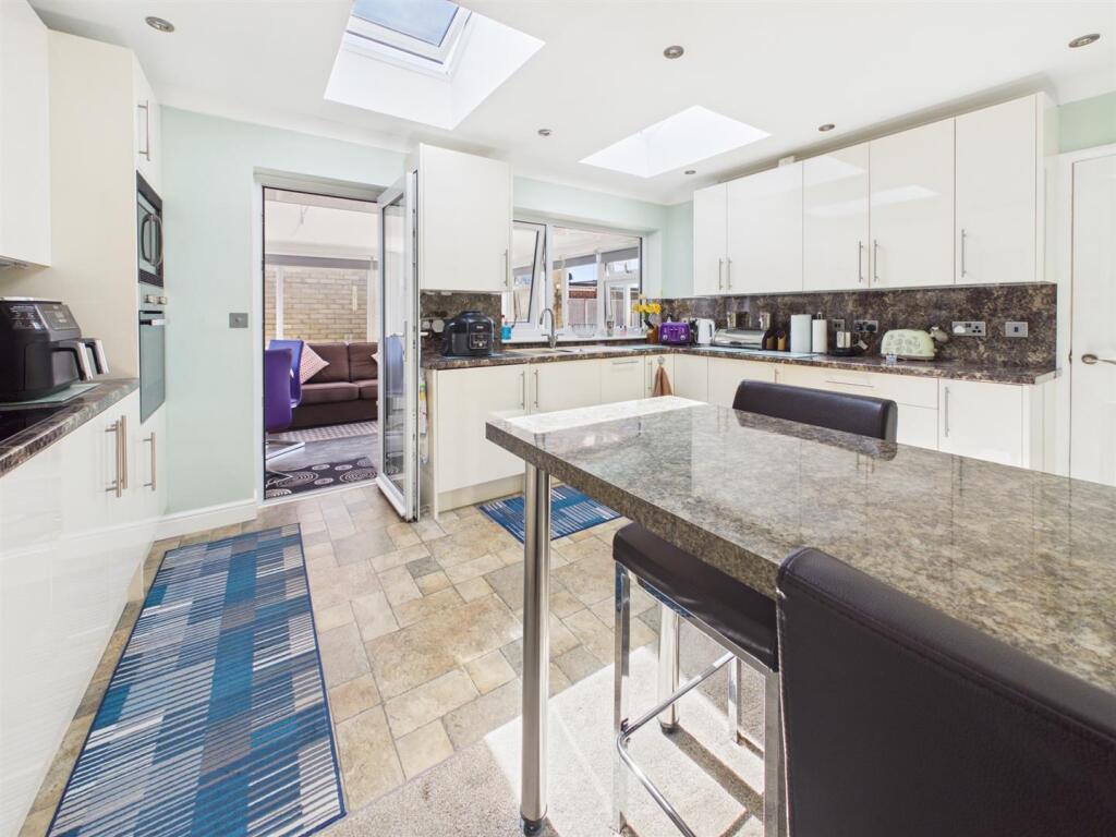 Manby Road, Downham Market photo 4