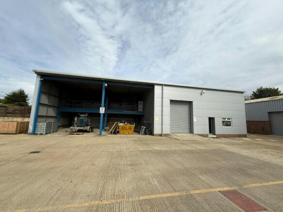 Industrial Unit and Open Air Storage