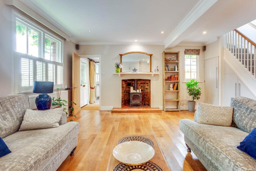 Sedgewell Road, Sonning Common, South Oxfordshire - View 2