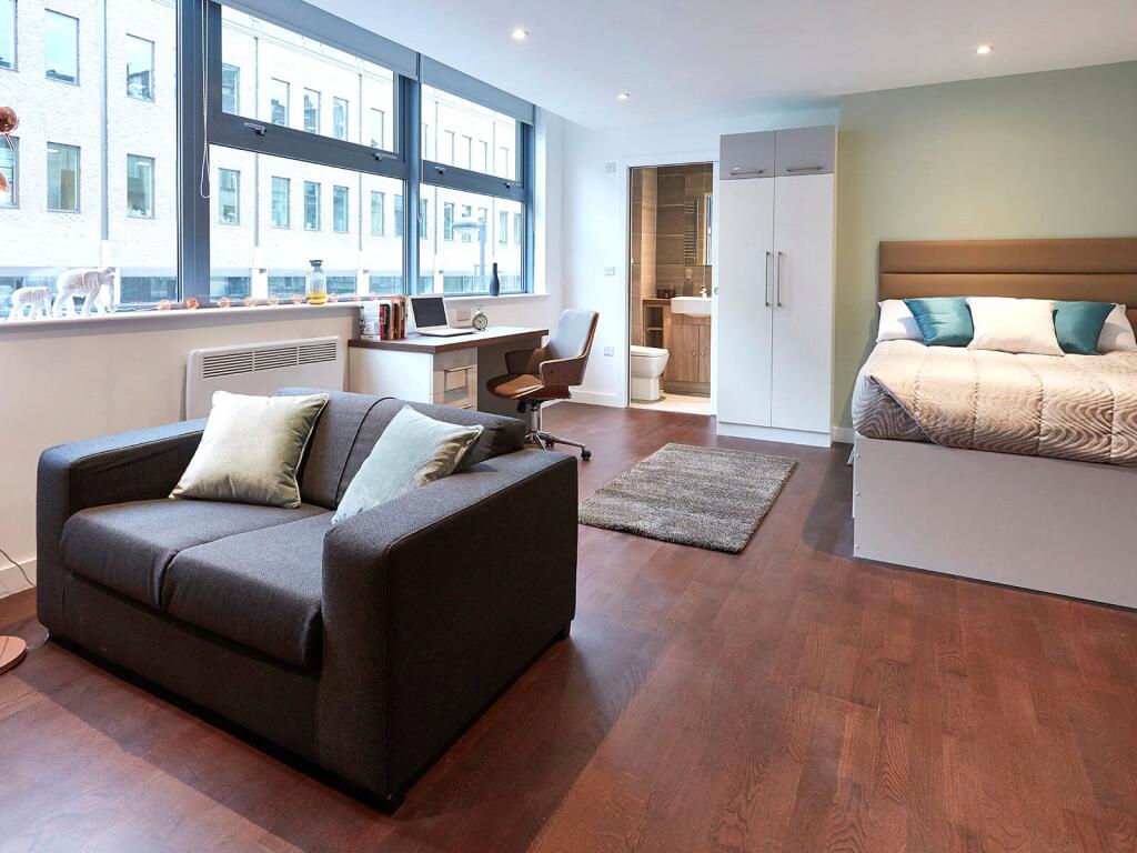 Apartment in Leeds - View 4