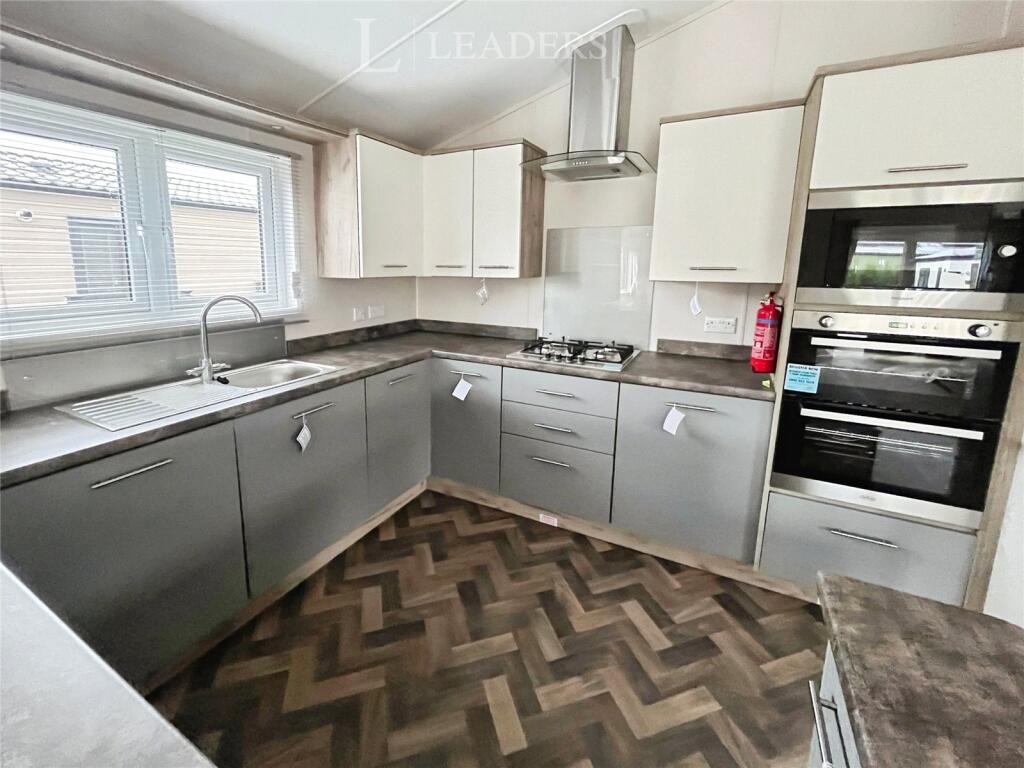 House in Chichester, Chidham and Hambrook - View 4