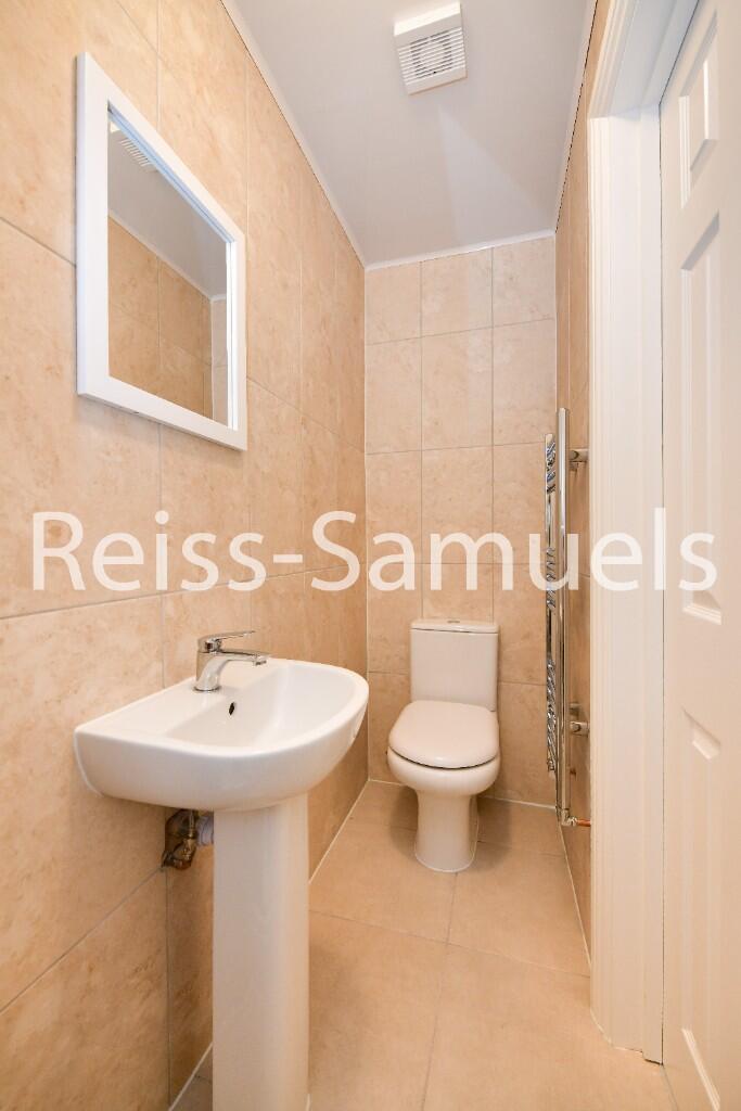 5 bedroom terraced house for rent