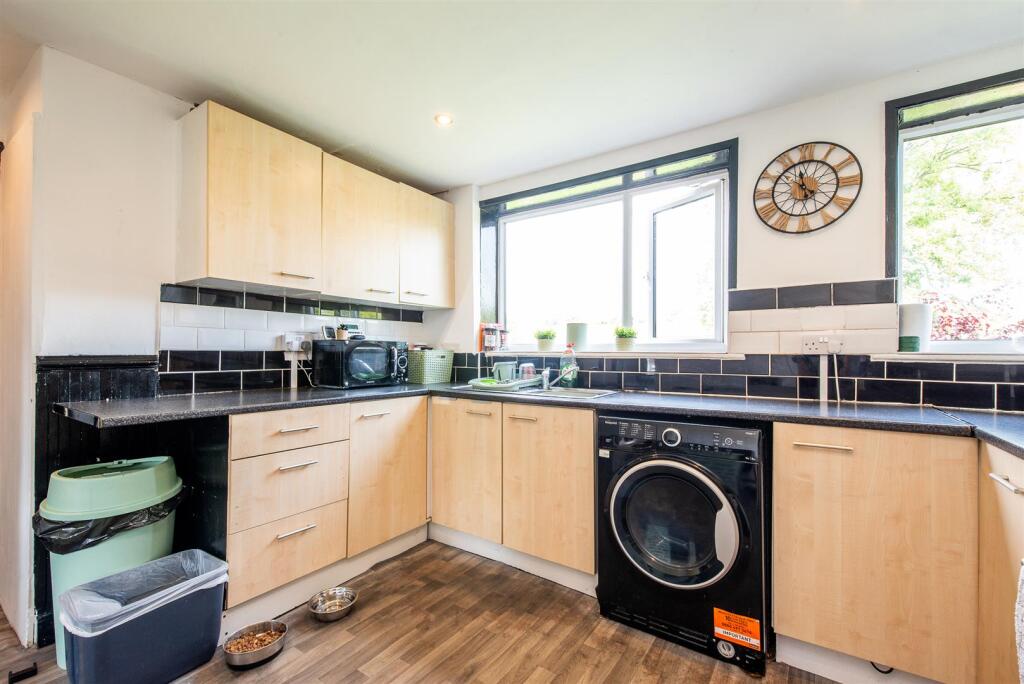 Manor House Lane, Preston - More