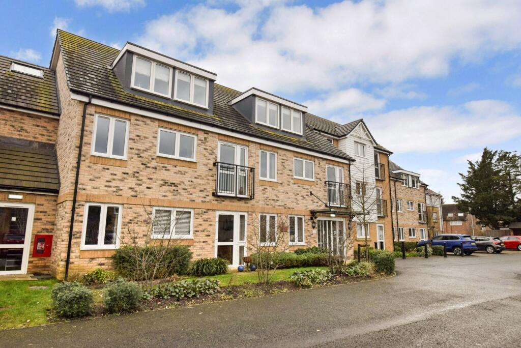 Main image of property: Reedham Road, Burnham, Buckinghamshire, SL1