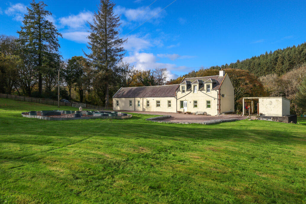 Main image of property: Stable Cottage, Barr