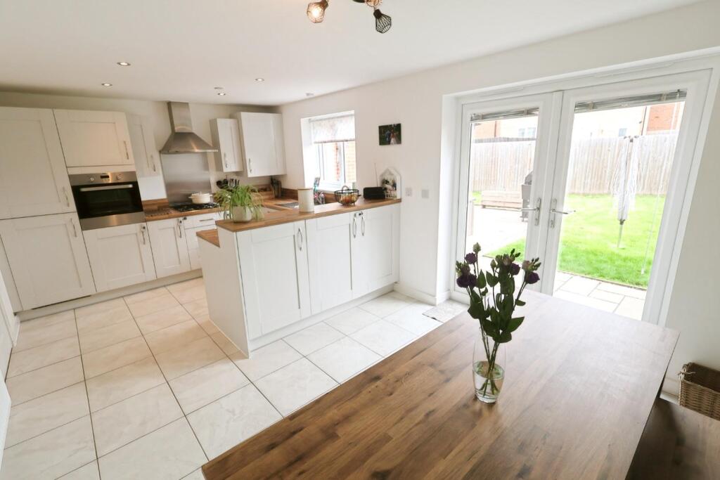 Carlton Meadows, Llay, Wrexham photo 4