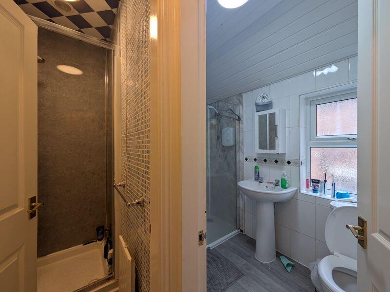 House in Nottingham - View 3