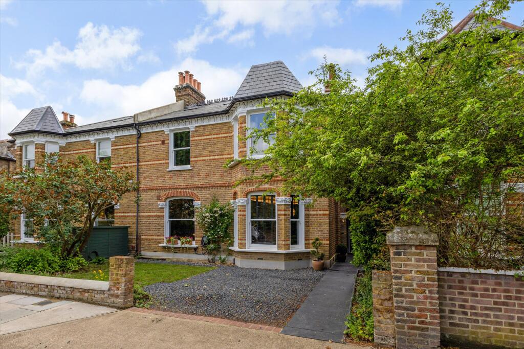 Main image of property: Rylett Road, London, W12