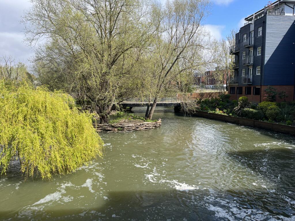 Apartment in Canterbury, Kent - View 3