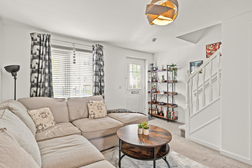House in Falkirk, New Carron Village, Bainsford - View 2