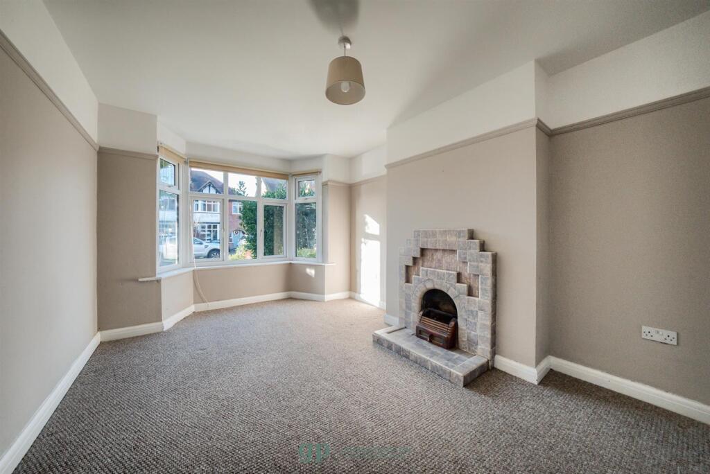 Acacia Road, Leamington Spa, CV32 6EF photo 2