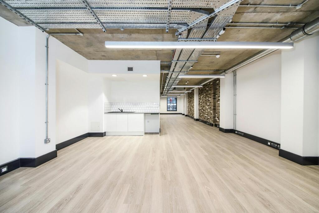 6 Princes Street 2nd floor (9).jpg