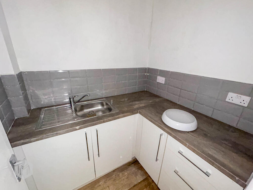 Additional image 10 of Colne Road, Burnley, BB10 1DU