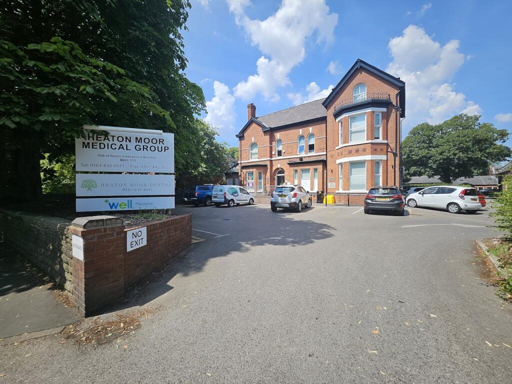 Main image of property: 32 Heaton Moor Road, Heaton Moor, Stockport, SK4 4NX