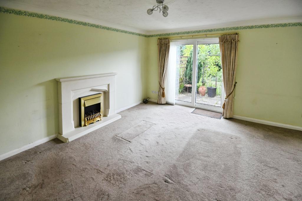 St Edmunds Drive, Emneth, Wisbech, Norfolk, PE14 8AX photo 3