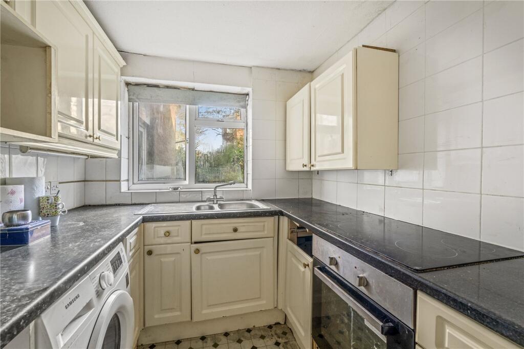 Apartment in London - View 3