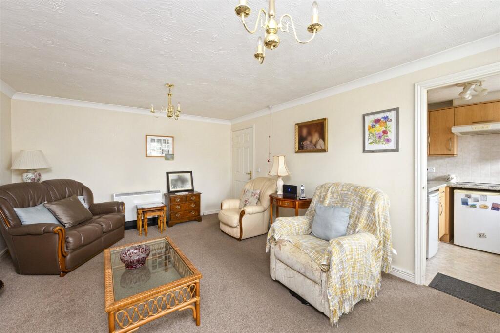 Apartment in Lancing - View 5