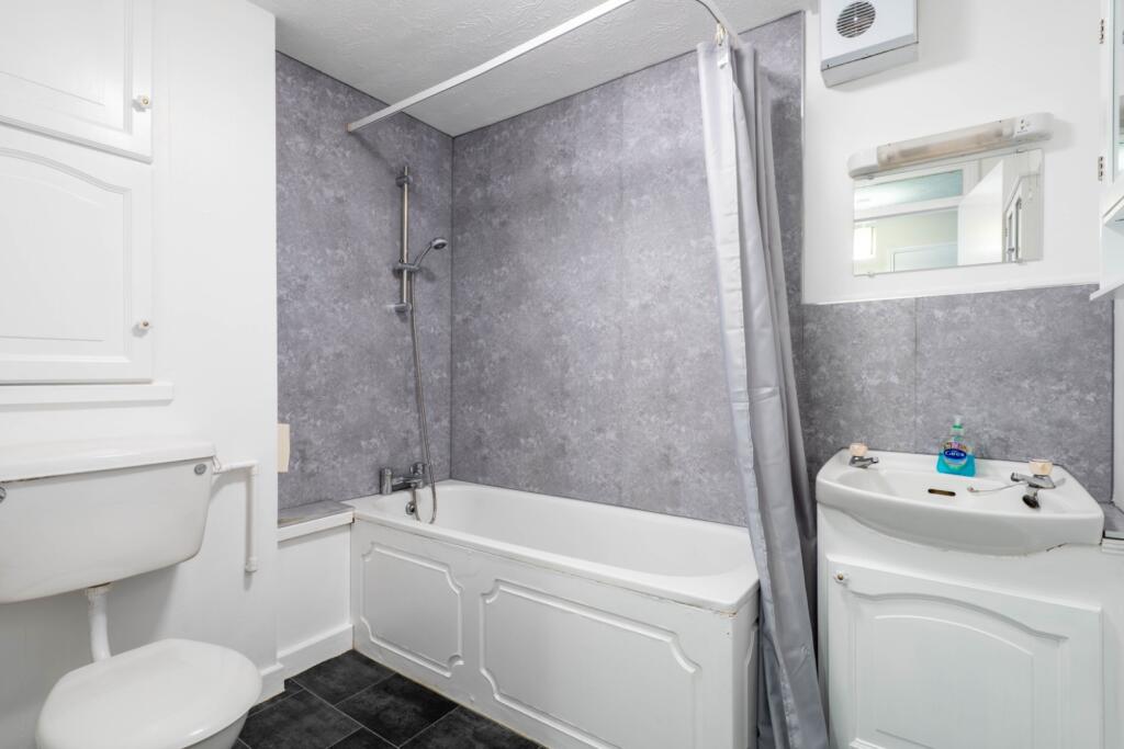 Crawley Court, West Street, Gravesend, Kent, DA11 - View 5