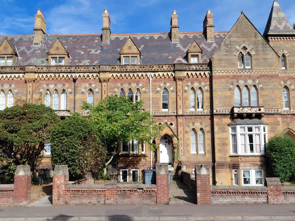 House in Taunton, Tangier - More