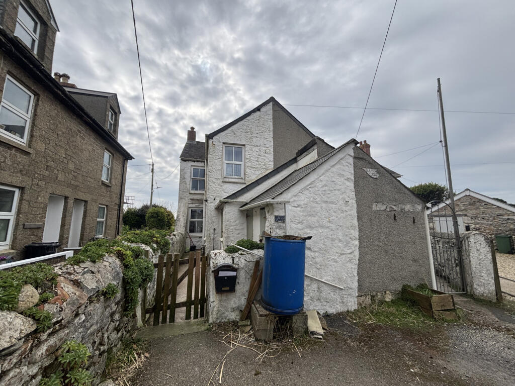 Main image of property: Sea View Cottages, Penzance, Cornwall, TR208JG