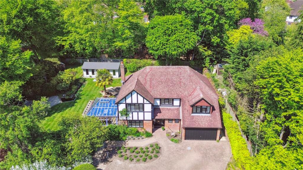 Main image of property: Deadhearn Lane, Chalfont St. Giles, Buckinghamshire, HP8