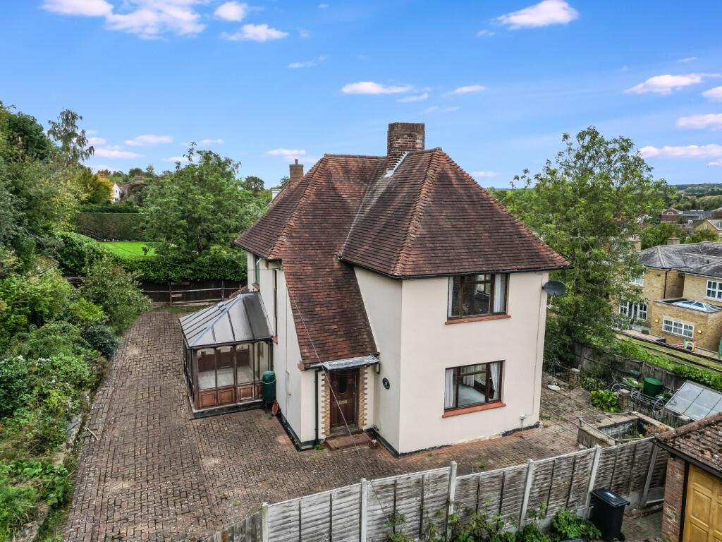 2-bed detached on The Downs, Maldon, £500,000