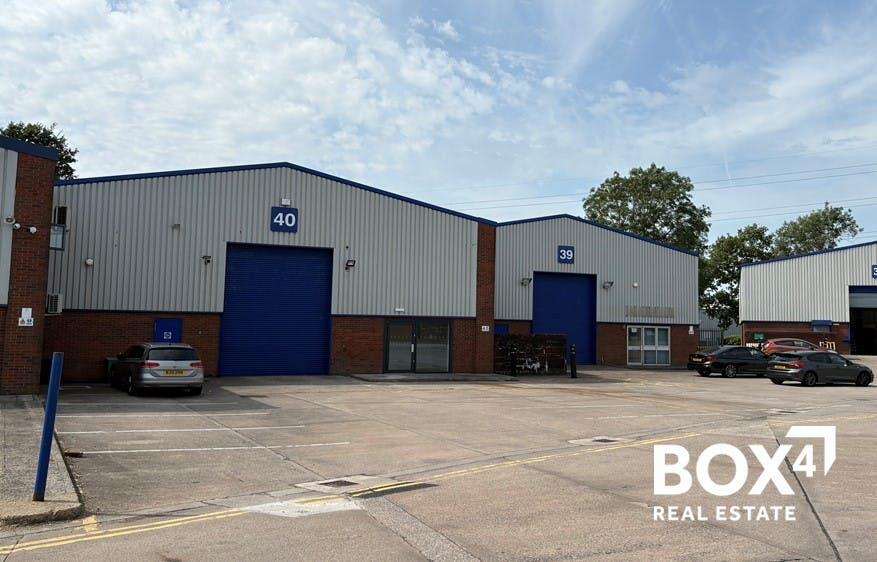 Pic - 39 and 40 Stakehill.jpg