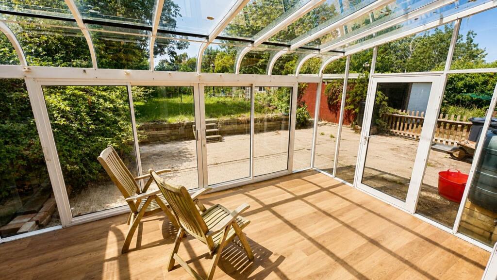 House in Hatfield, Birchwood - View 5