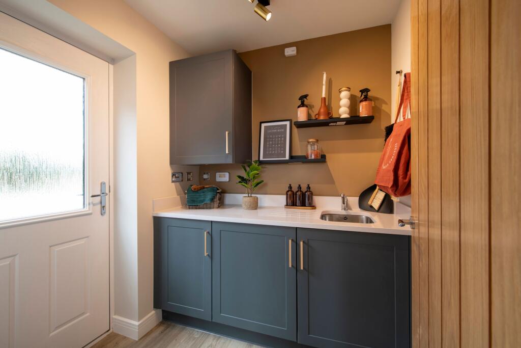 House in Stafford, Staffordshire - View 5