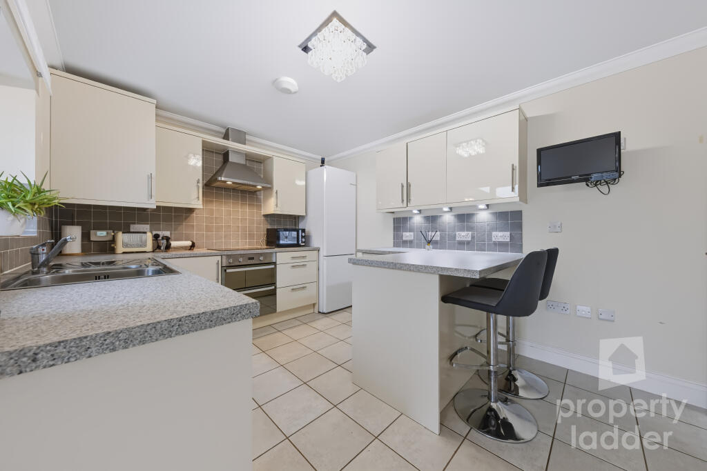 House in Broadland, The Maples, Spixworth - View 5