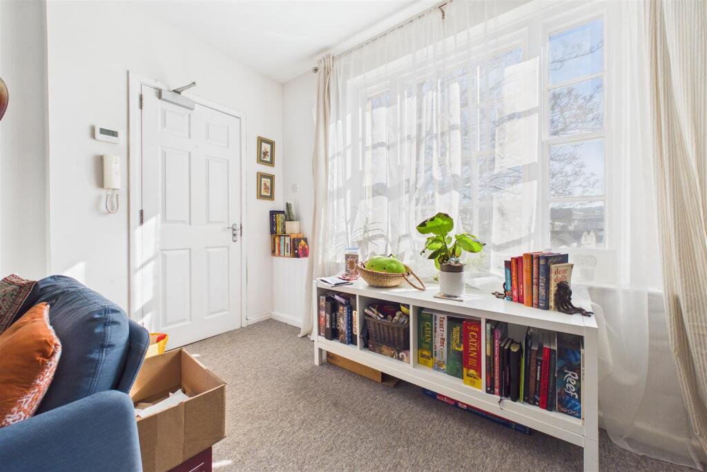 Apartment in Bath - View 6