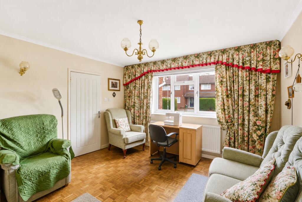 House in St Albans, Cotlandswick, London Colney - View 2