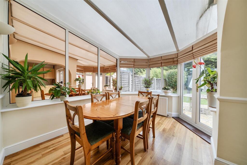 House in Bromley - More