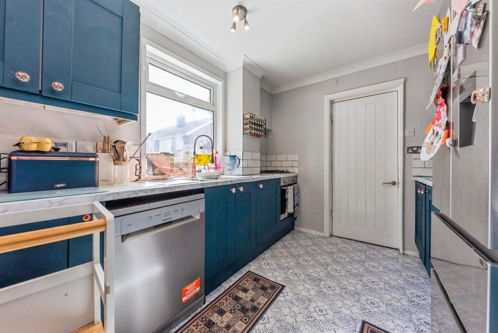 House in South Kesteven, Grantham - More