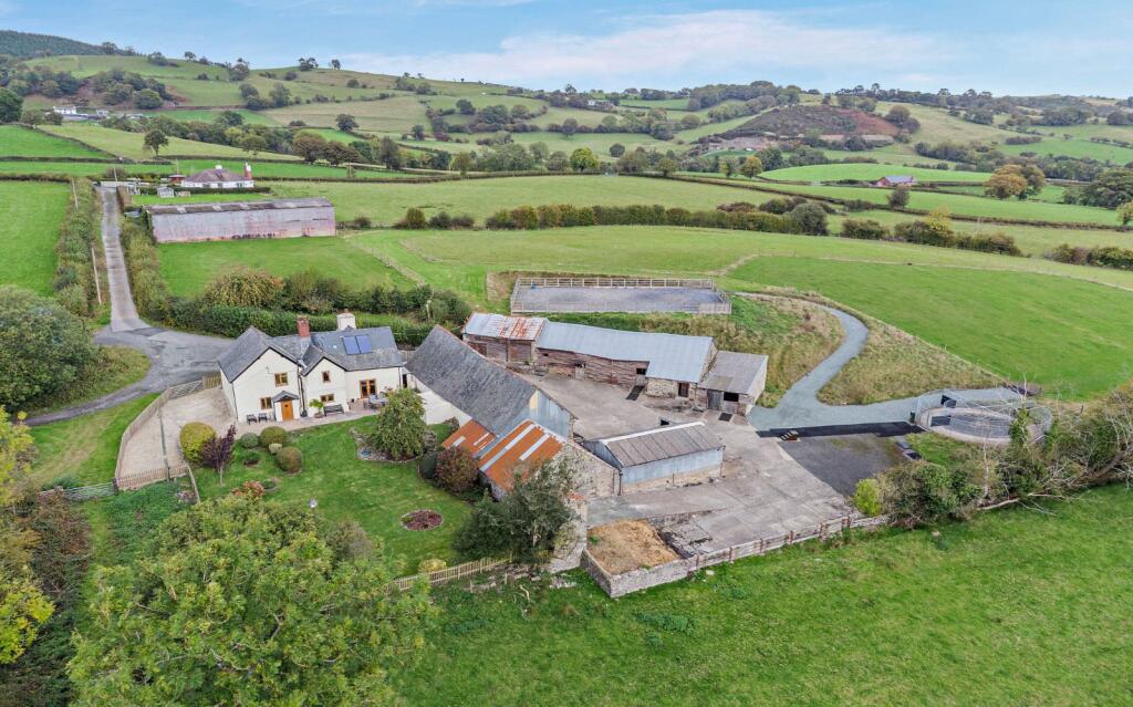 Main image of property: Pen-y-Garnedd, Llanrhaeadr Ym Mochnant, Oswestry, Powys, SY10