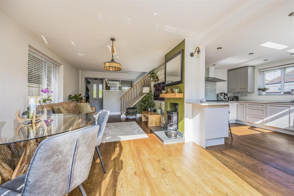 House in Havant, Hampshire - View 3