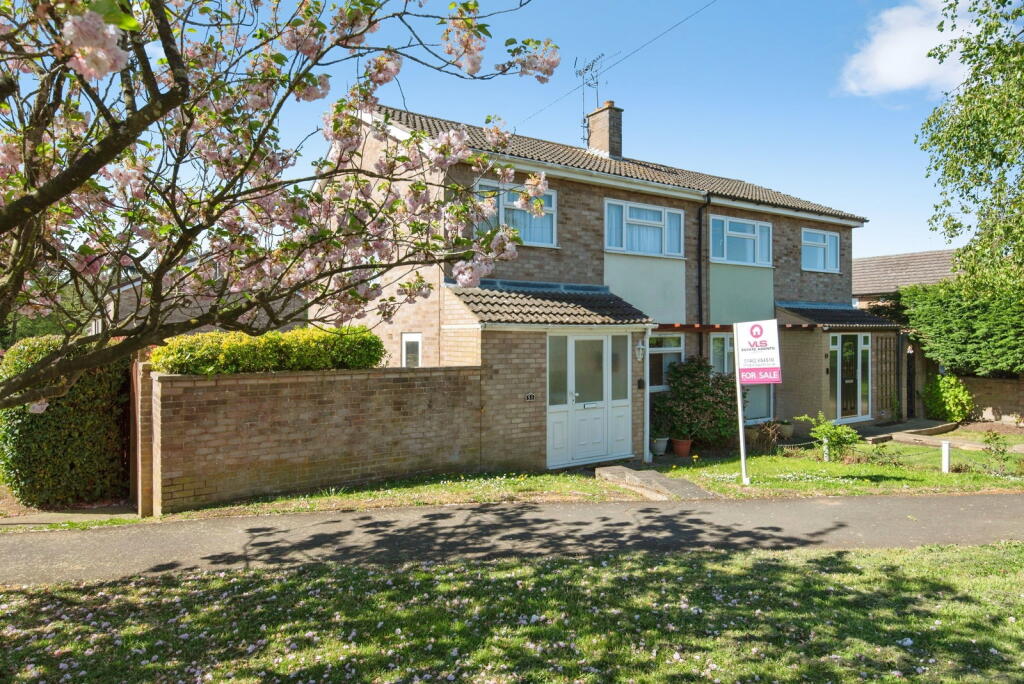 Main image of property: Bedford Road, Shefford, SG17 5DR