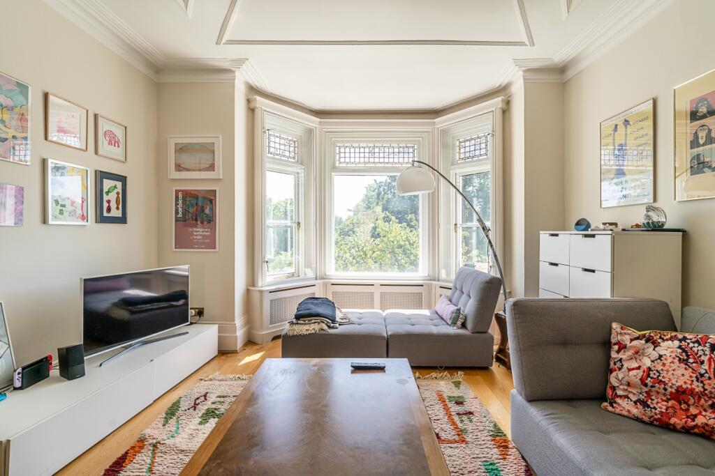 4 bedroom maisonette for rent