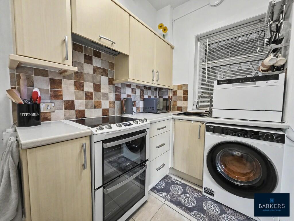 Rook Lane, Bradford photo 4
