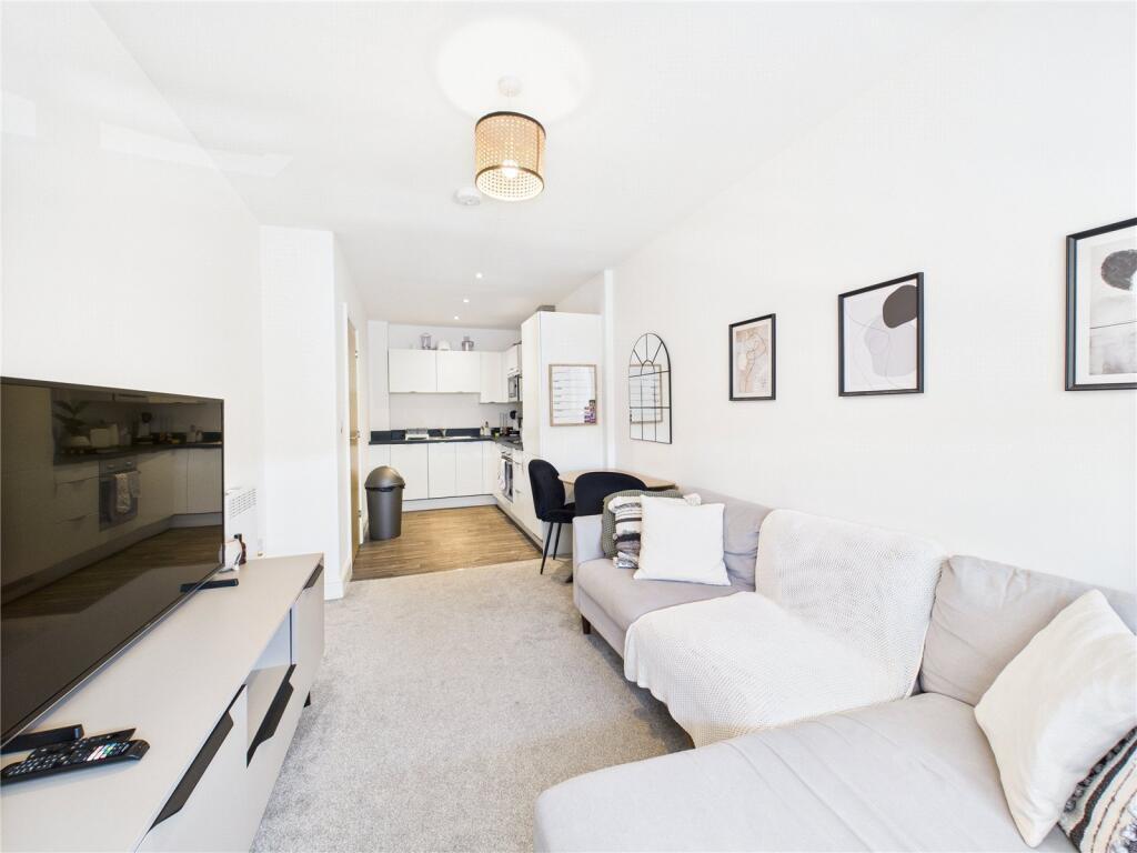 Main image of property: Manor Road, Northampton